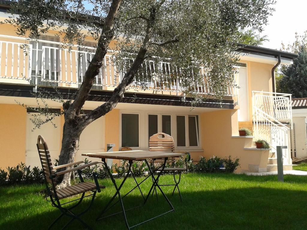 Appartamento Villa Elison Lazise Esterno foto