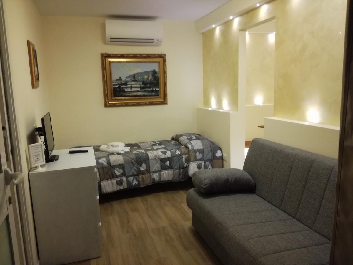 Appartamento Villa Elison Lazise Esterno foto